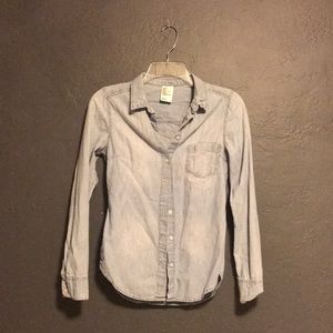 H&M Jean Denmin Chambray shirt size 2